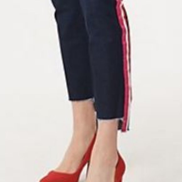 G.I.L.I. Dual Stretch Side Stripe Ashley Jeans - Picture 3 of 3